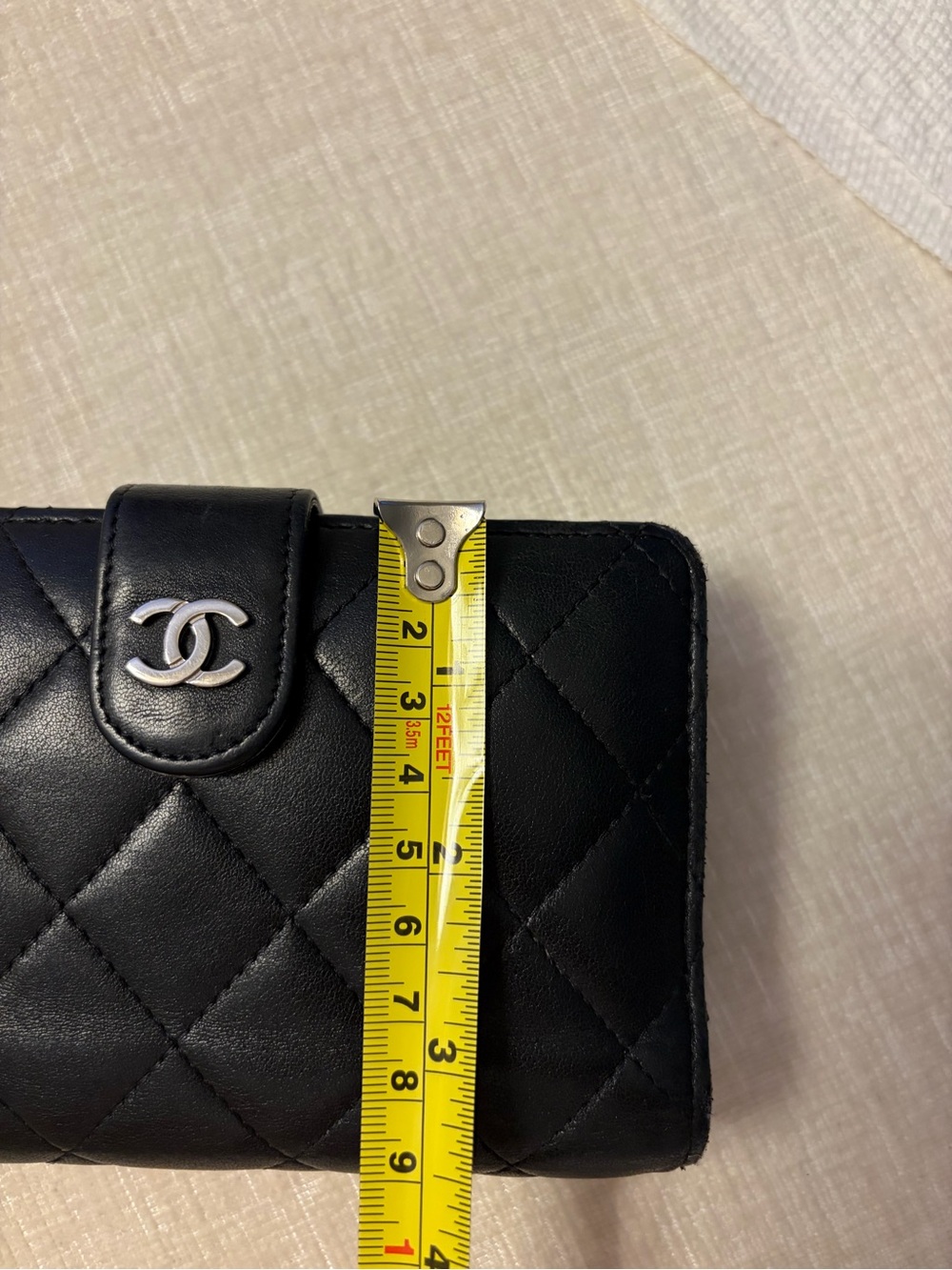 Authentic CHANEL Black Quilted soft Leather Snap Wallet with Silver CC Emblem - Picture 11 of 13
